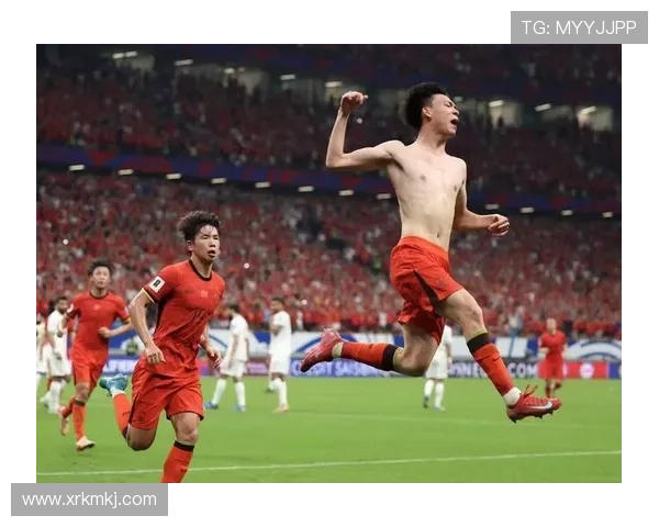 国足鏖战东亚杯再掀激情风暴年轻阵容展现崭新战斗力 国足鏖战东亚杯再掀激情风暴年轻阵容展现崭新战斗力