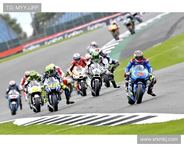 MotoGP赛季迎来新挑战 多支车队争夺年度冠军激烈竞争 MotoGP赛季迎来新挑战 多支车队争夺年度冠军激烈竞争