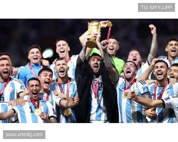 世界杯落幕:阿根廷加冕冠军 梅西成历史最佳球员与传奇领袖