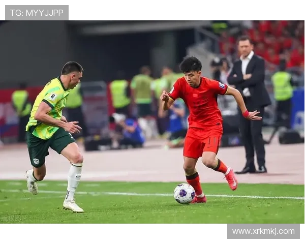 国足新帅亮相备战世预赛核心球员回归引发球迷期待升温联赛前景